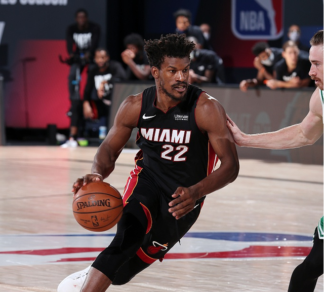 引发了球迷 引发了球迷