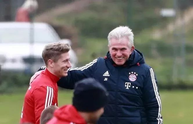 是背后的方 是背后的方