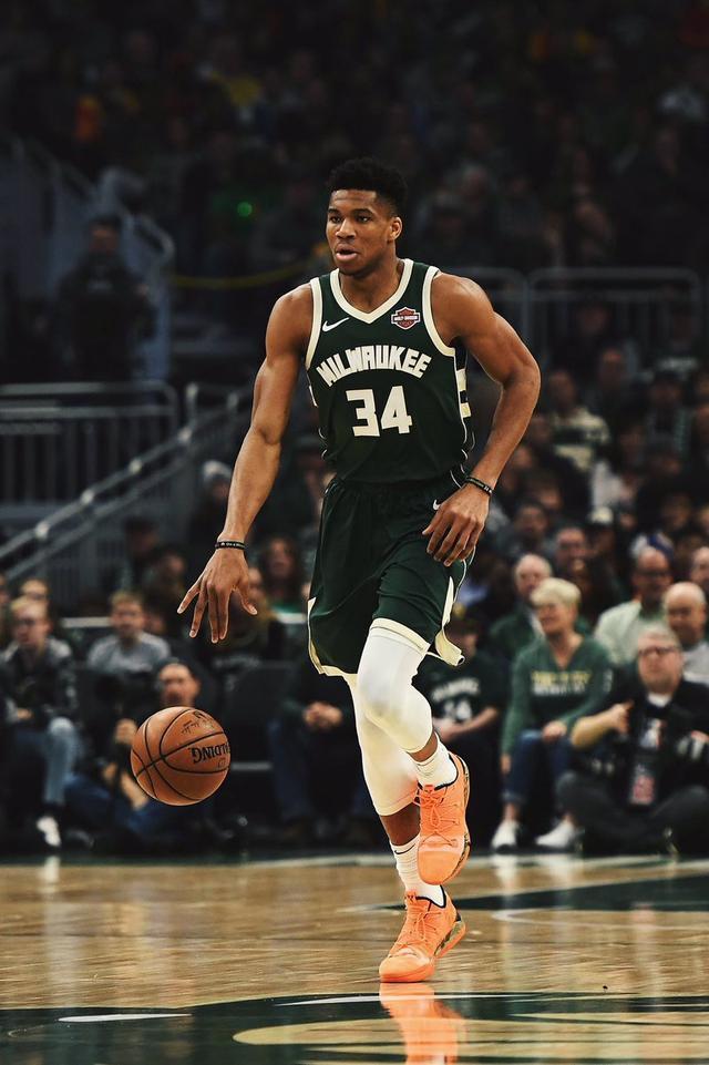 充满活力的 充满活力的